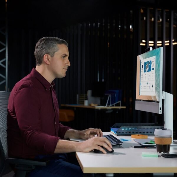 HP ELITEONE 840 G9 AIO I7-14700 16G 512G, All-in-One PC mit 23,8 Zoll Display, Intel® Core™ i7 Prozessor, 16 GB RAM, 512 GB SSD SSD, Silber