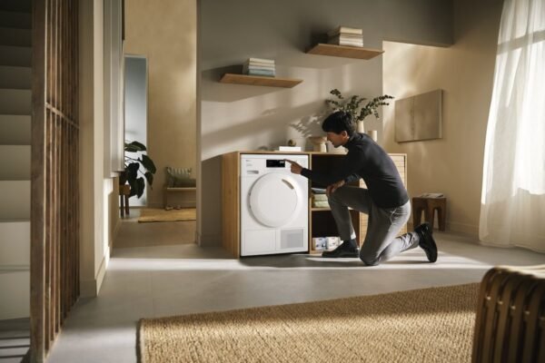 MIELE TEB645WP EcoSpeed&8kg Wärmepumpentrockner T1 Chrome Edition (8 kg, Lotosweiß)