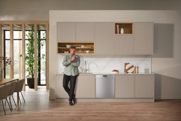 MIELE G 5611 SCU Active Geschirrspüler (unterbaufähig, 598 mm breit, 45 dB (A), A)