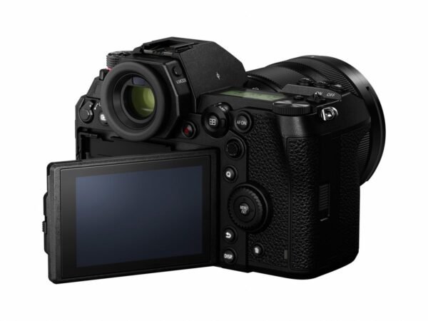 5025232891504_5.jpg PANASONIC Lumix DC-S 1 Kit Systemkamera mit Objektiv 24-105 mm, 8 cm Display Touchscreen, WLAN