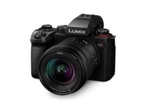 5025232927784_1.jpg PANASONIC DC-S 5 II KE KIT 20-60MM VOLLFORMAT Hybrid-Systemkamera mit Objektiv 20-60 mm, 7,6 cm Display Touchscreen, WLAN