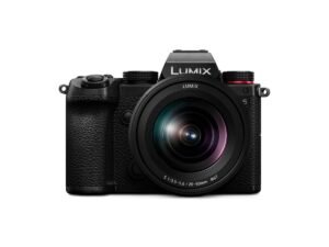 5025232940080_1.jpg PANASONIC DC-S 5 KE-K KIT 20-60MM VOLLFORMAT Systemkamera mit Objektiv 20-60 mm, 7,6 cm Display Touchscreen, WLAN