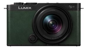 5025232968961_1.jpg PANASONIC LUMIX DC-S9 D.OLIVE+18-40MM/F4.5-6.3 Systemkamera mit Objektiv 18 – 40 mm, 7,6 cm Display Touchscreen, WLAN