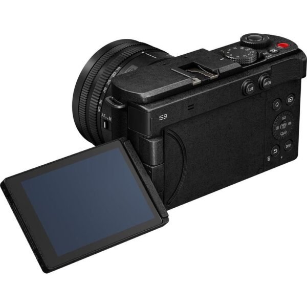 5025232968992_4.jpg PANASONIC LUMIX DC-S9 J.BLACK+18-40MM/F4.5-6.3 Systemkamera mit Objektiv 18 – 40 mm, 7,6 cm Display Touchscreen