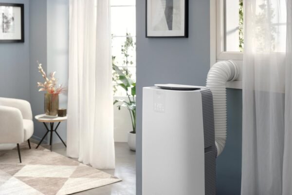 DELONGHI AP130I GENTLEJET Inverter – starke & leise Kühlung für große Räume, 3-in1: Kühlung, Entfeuchtung, Ventilation,